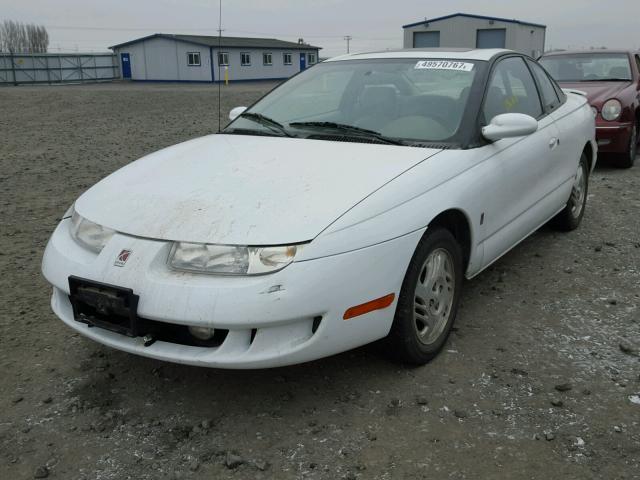 1G8ZR1272XZ376213 - 1999 SATURN SC2 WHITE photo 2