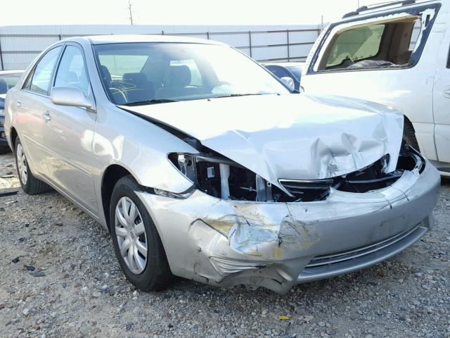 4T1BE32K76U642965 - 2006 TOYOTA CAMRY LE SILVER photo 1