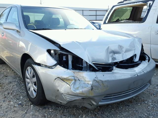 4T1BE32K76U642965 - 2006 TOYOTA CAMRY LE SILVER photo 9