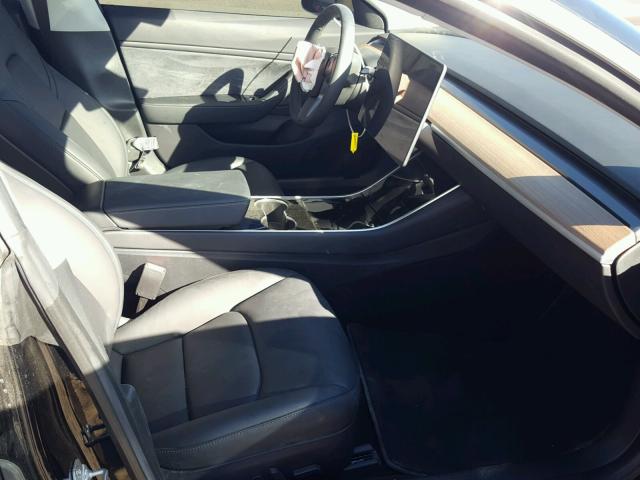 5YJ3E1EA7JF013868 - 2018 TESLA MODEL 3 შავი ფოტო 5