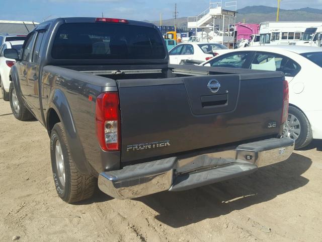 1N6AD09U28C408067 - 2008 NISSAN FRONTIER C SILVER photo 3