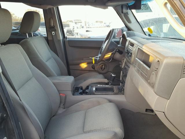 1J8HG48K86C293271 - 2006 JEEP COMMANDER BLACK photo 5