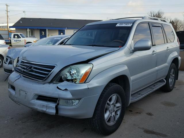 JTJBT20XX50074037 - 2005 LEXUS GX 470 SILVER photo 2