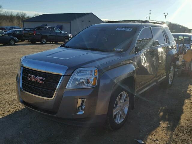 2CTFLUE59B6424966 - 2011 GMC TERRAIN SL BROWN photo 2