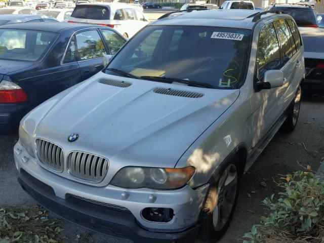 5UXFB53535LV11926 - 2005 BMW X5 4.4I SILVER photo 2