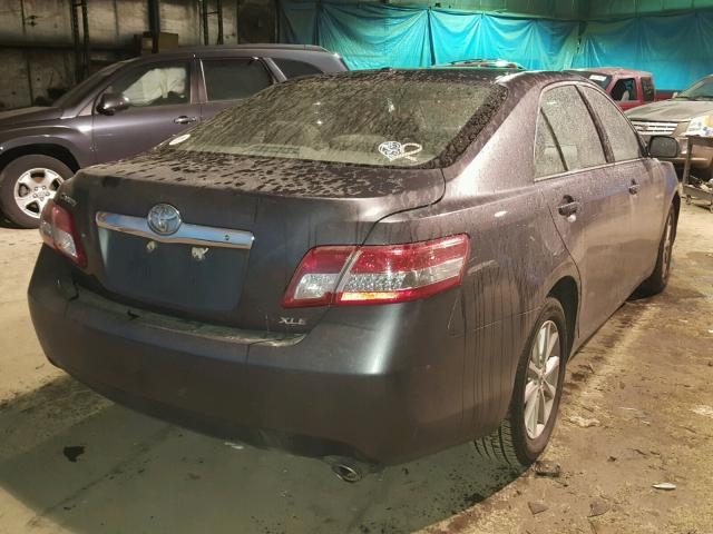 4T4BF3EK7BR168735 - 2011 TOYOTA CAMRY BASE GRAY photo 4