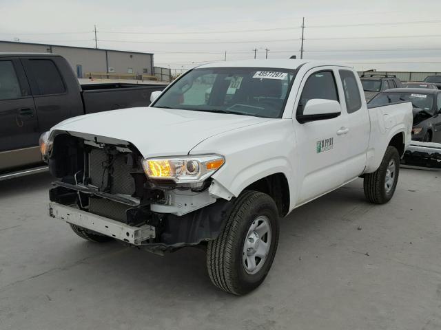 5TFRX5GN1HX092367 - 2017 TOYOTA TACOMA ACC WHITE photo 2