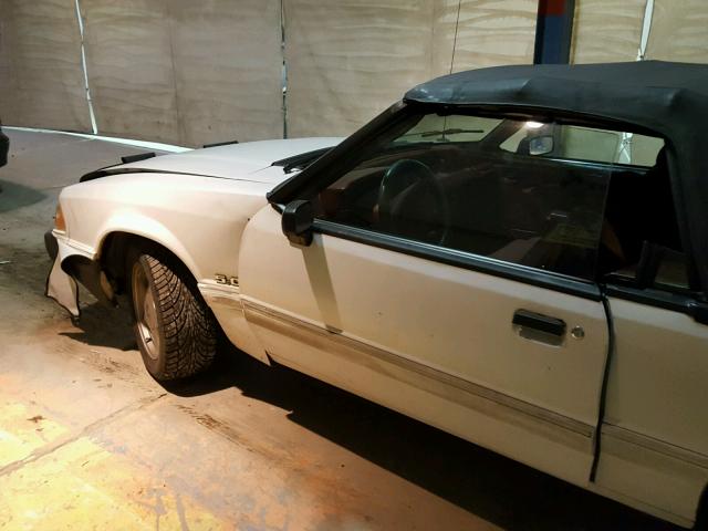 1FACP44EXNF133686 - 1992 FORD MUSTANG LX WHITE photo 10