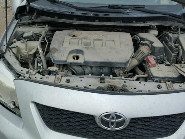 1NXBU4EE0AZ168025 - 2010 TOYOTA COROLLA BA SILVER photo 7