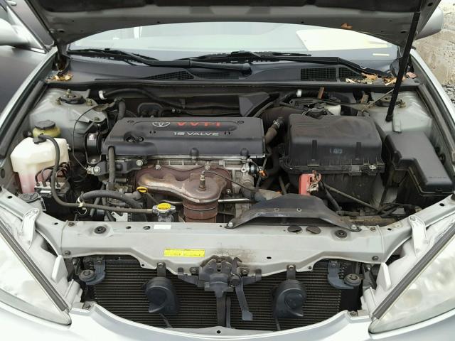 4T1BE30K95U596539 - 2005 TOYOTA CAMRY LE GRAY photo 7