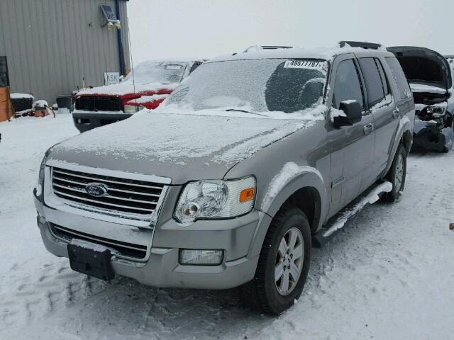 1FMEU73E98UA94714 - 2008 FORD EXPLORER X SILVER photo 2