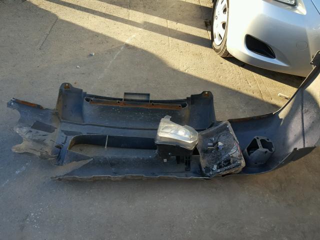 1N6DD26S01C306266 - 2001 NISSAN FRONTIER K SILVER photo 9