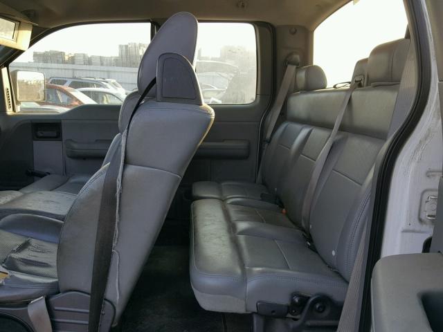 1FTRX12W15NA74631 - 2005 FORD F150 Белый фото 6