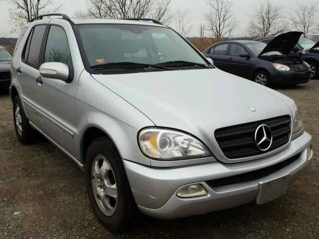 4JGAB54E43A390712 - 2003 MERCEDES-BENZ ML 320 SILVER photo 1