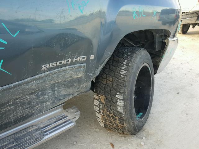 1GCHC63699F163835 - 2009 CHEVROLET SILVERADO GRAY photo 9