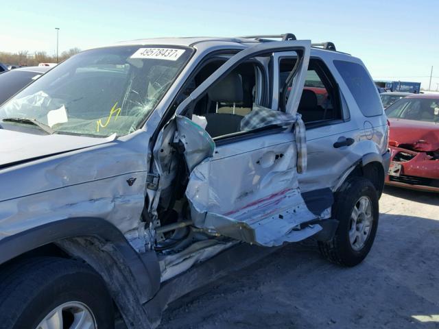 1FMYU04112KB66220 - 2002 FORD ESCAPE XLT SILVER photo 9