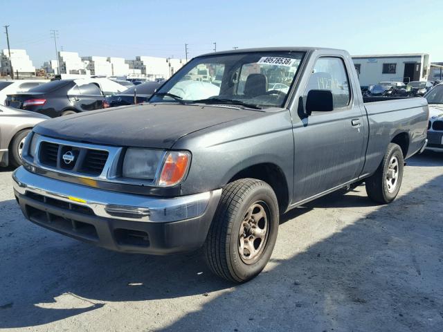 1N6DD21S4YC413855 - 2000 NISSAN FRONTIER X GRAY photo 2