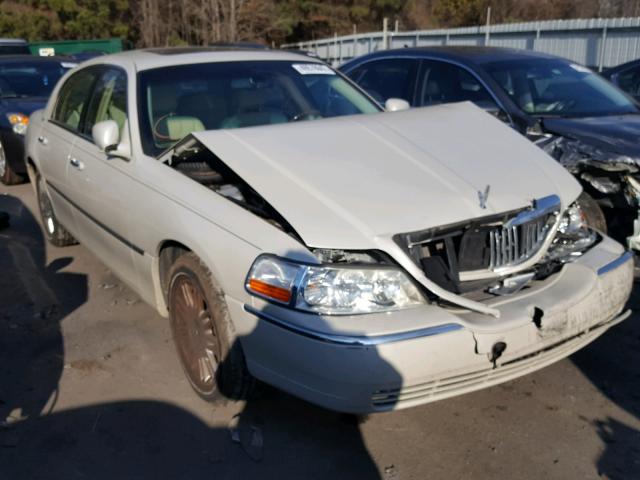 1LNHM82V16Y643350 - 2006 LINCOLN TOWN CAR S CREAM photo 1