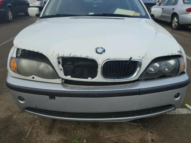 WBAET37492NG78095 - 2002 BMW 325 I WHITE photo 9