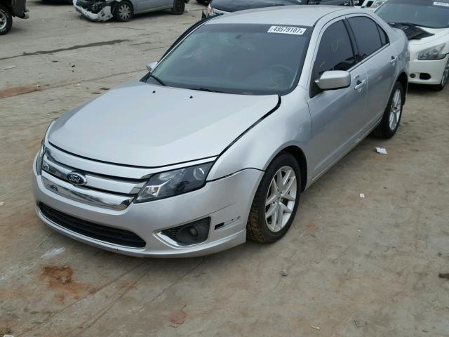 3FAHP0JA8CR355093 - 2012 FORD FUSION SEL SILVER photo 2