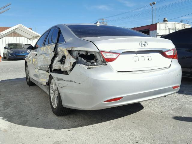 5NPEB4AC5DH662942 - 2013 HYUNDAI SONATA GLS SILVER photo 3