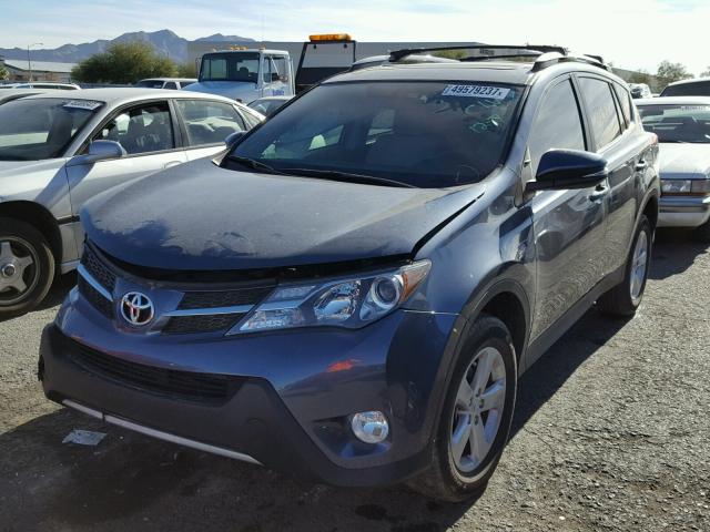 2T3RFREV2DW025286 - 2013 TOYOTA RAV4 XLE BLUE photo 2