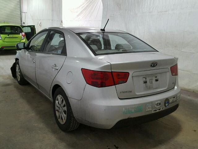 KNAFU4A21A5174232 - 2010 KIA FORTE EX SILVER photo 3