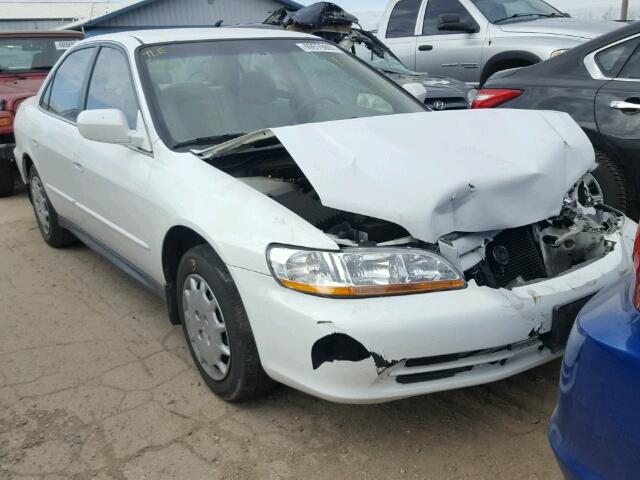 JHMCG56482C017743 - 2002 HONDA ACCORD LX WHITE photo 1