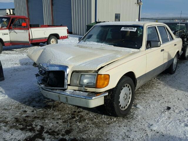 WDBCA25D4JA375448 - 1988 MERCEDES-BENZ 300 SEL BROWN photo 2