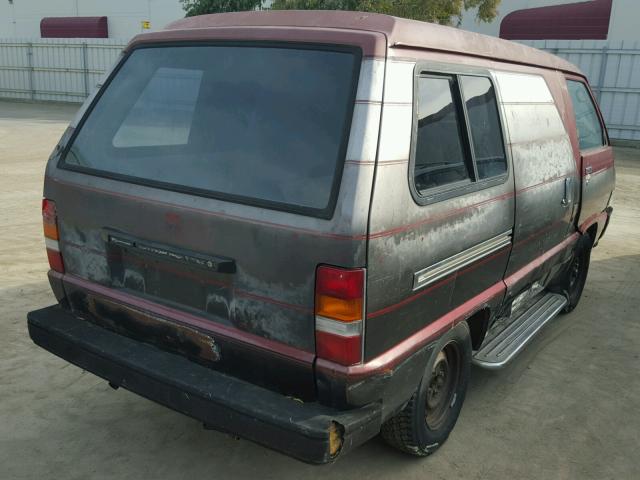 JT4YR28V8H5043861 - 1987 TOYOTA VAN WAGON TWO TONE photo 4