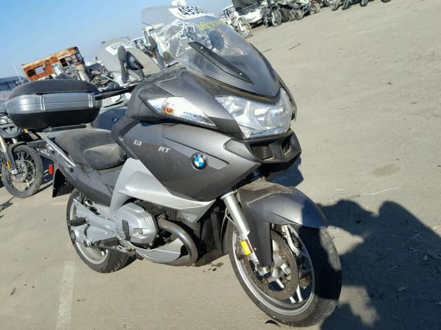 WB1044007CZW20837 - 2012 BMW R1200 RT GRAY photo 1