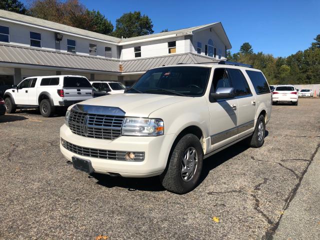 5LMFL28518LJ06201 - 2008 LINCOLN NAVIGATOR Biały zdjęcie 1