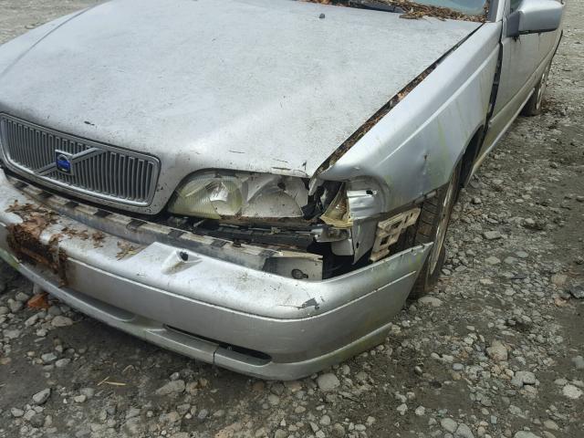 YV1LW61J8Y2682352 - 2000 VOLVO V70 BASE GRAY photo 9