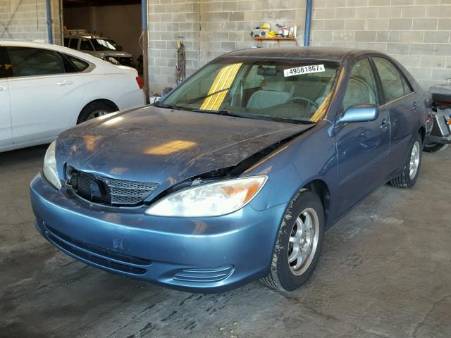 4T1BE32K14U895471 - 2004 TOYOTA CAMRY LE BLUE photo 2