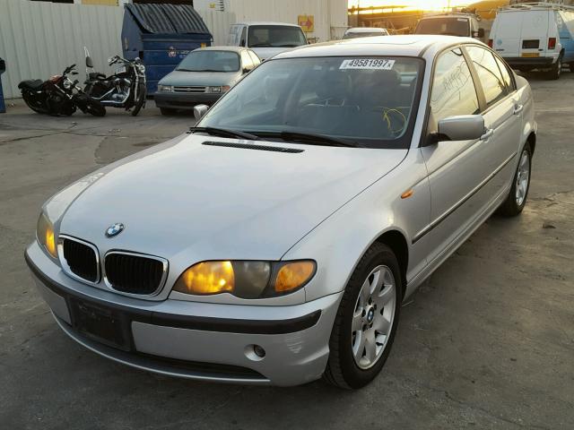 WBAEV33472KL58305 - 2002 BMW 325 I SILVER photo 2