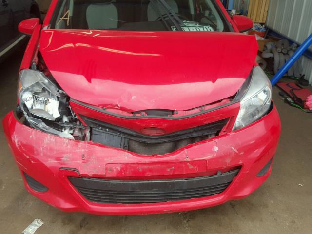 JTDKTUD38ED578505 - 2014 TOYOTA YARIS RED photo 7