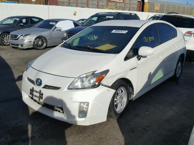 JTDKN3DU0B5328470 - 2011 TOYOTA PRIUS WHITE photo 2