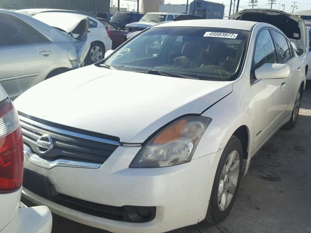 1N4CL21E47C206513 - 2007 NISSAN ALTIMA HYB WHITE photo 2