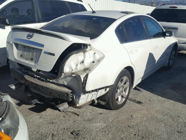 1N4CL21E47C206513 - 2007 NISSAN ALTIMA HYB WHITE photo 4