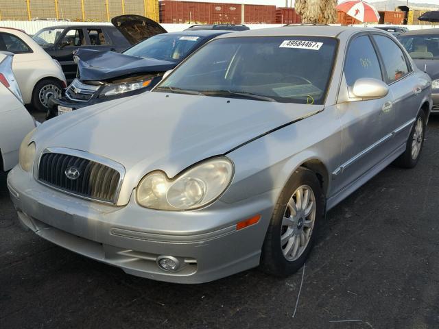 KMHWF35H62A661016 - 2002 HYUNDAI SONATA GLS SILVER photo 2