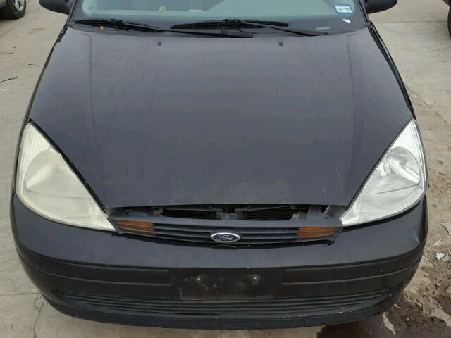 1FAFP33P91W289609 - 2001 FORD FOCUS LX BLACK photo 7