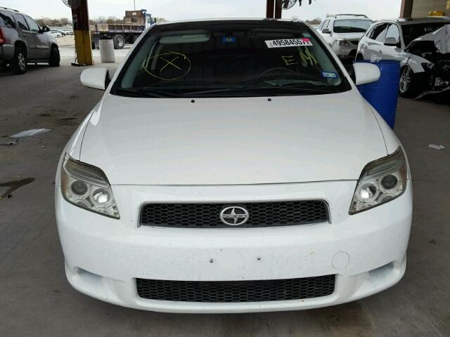 JTKDE167870173586 - 2007 TOYOTA SCION TC WHITE photo 9