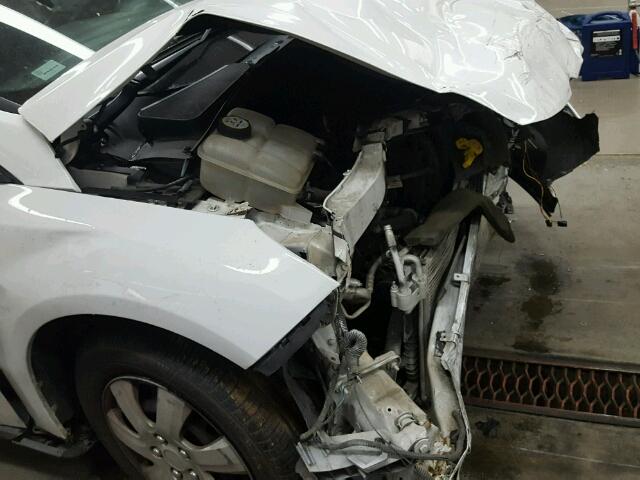 1FAHP3E22CL321525 - 2012 FORD FOCUS S WHITE photo 9