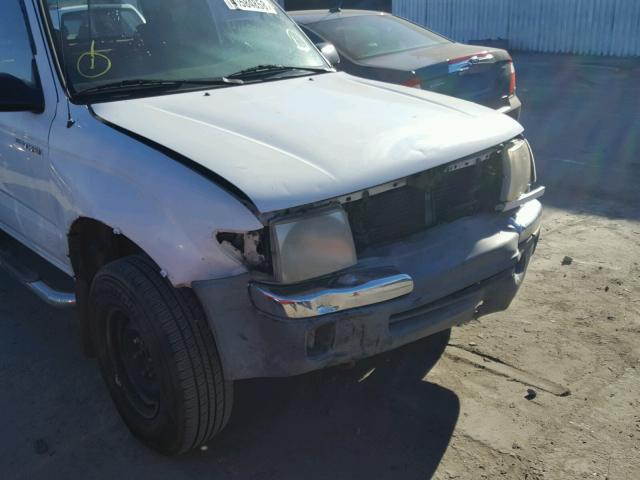 4TASM92N2YZ622449 - 2000 TOYOTA TACOMA XTR თეთრი ფოტო 9