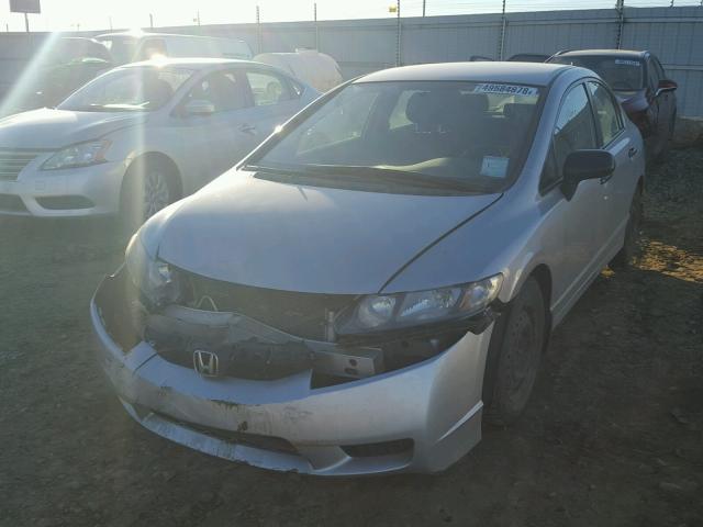 2HGFA16479H110285 - 2009 HONDA CIVIC DX-G SILVER photo 2