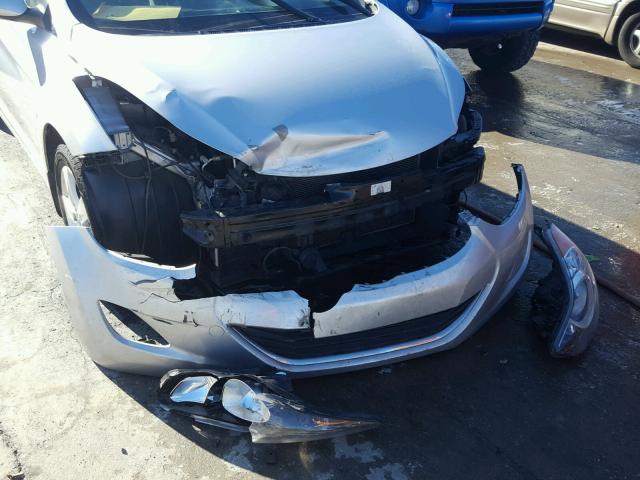 KMHDH4AE4DU666686 - 2013 HYUNDAI ELANTRA GL SILVER photo 9