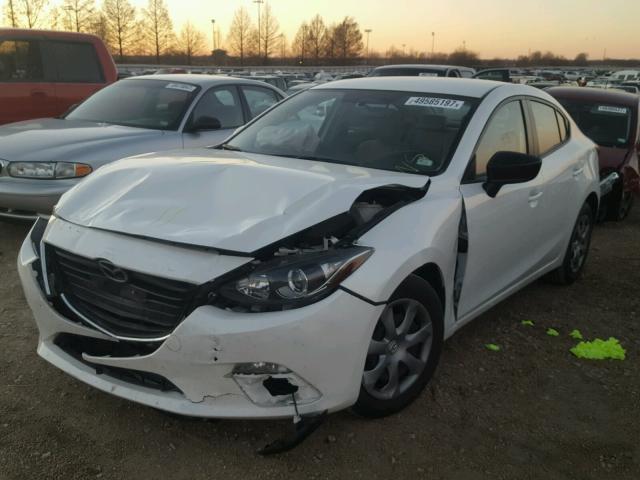 JM1BM1T77F1229435 - 2015 MAZDA 3 SV WHITE photo 2