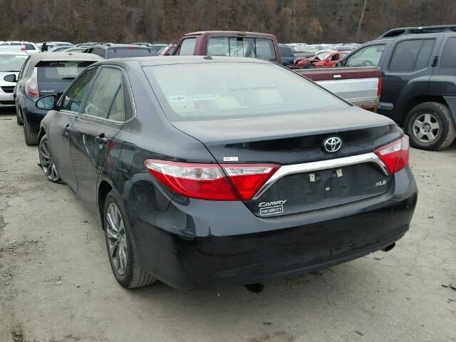 4T4BF1FK7FR496133 - 2015 TOYOTA CAMRY LE BLACK photo 3