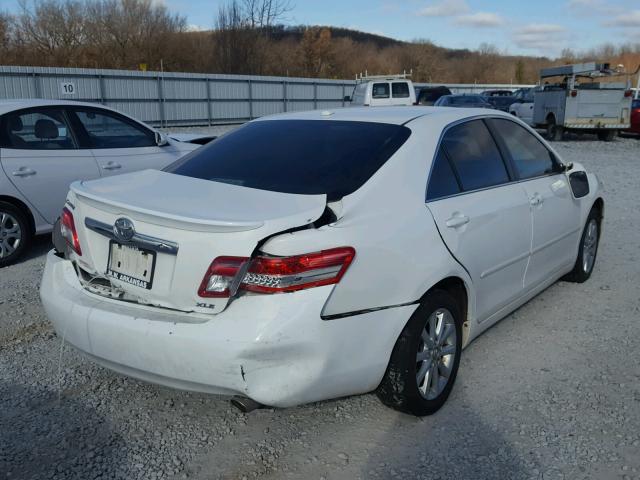 JTNBK3EK6A3047558 - 2010 TOYOTA CAMRY SE WHITE photo 4