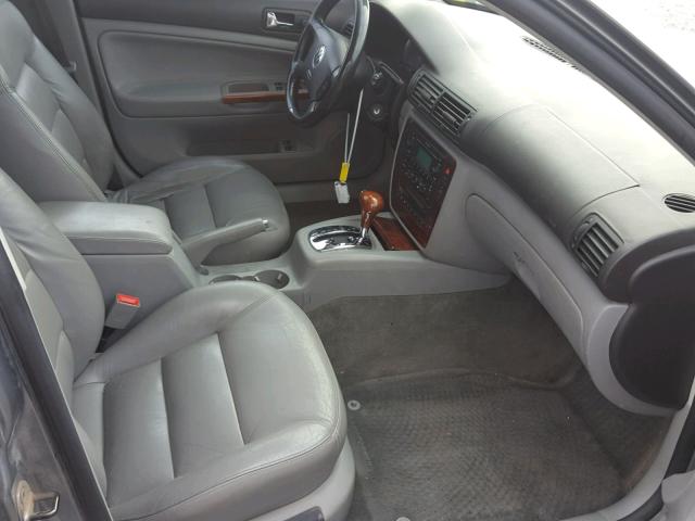 WVWYH63B53E142265 - 2003 VOLKSWAGEN PASSAT GLX 绿色 照片 5